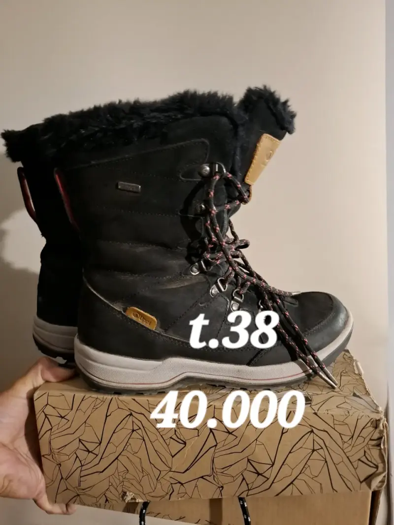Botas de invierno negras con forro  de piel talla - 2