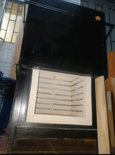 Horno de cerámica eléctrico usado en buen estado - miniatura 4
