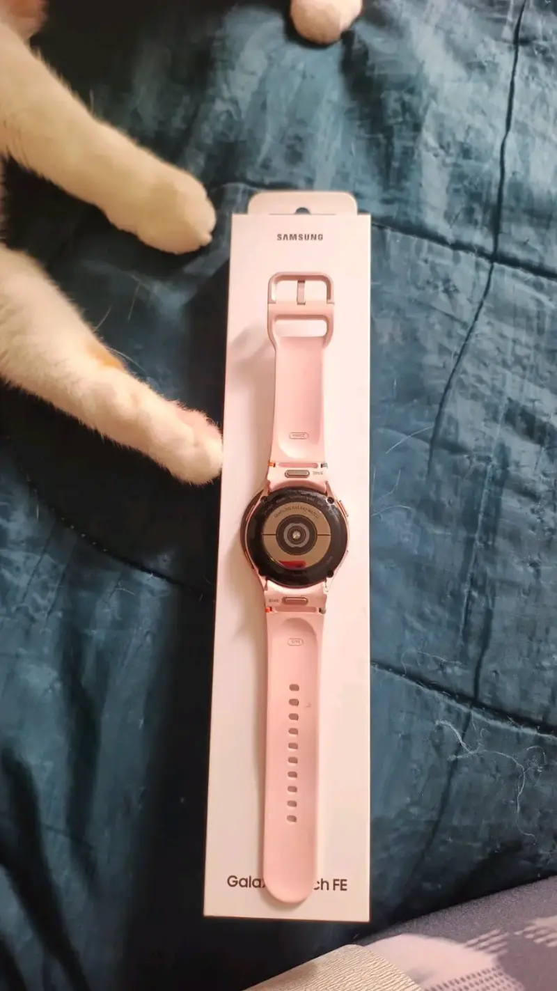 Reloj Samsung Galaxy Watch FE Rosado Nuevo - 1