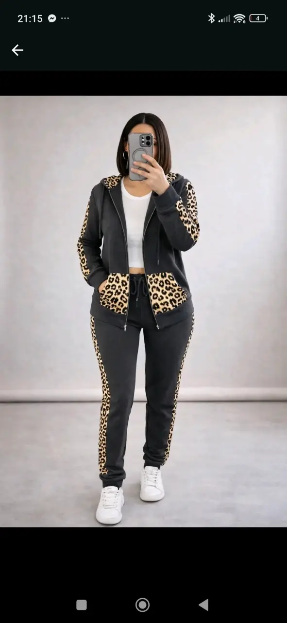 Conjunto deportivo mujer con estampado leopardo - 4