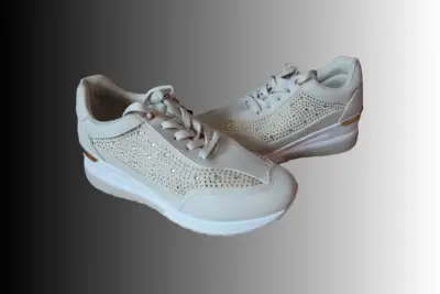 Zapatillas Newwalk Beige con detalles brillantes - miniatura 1