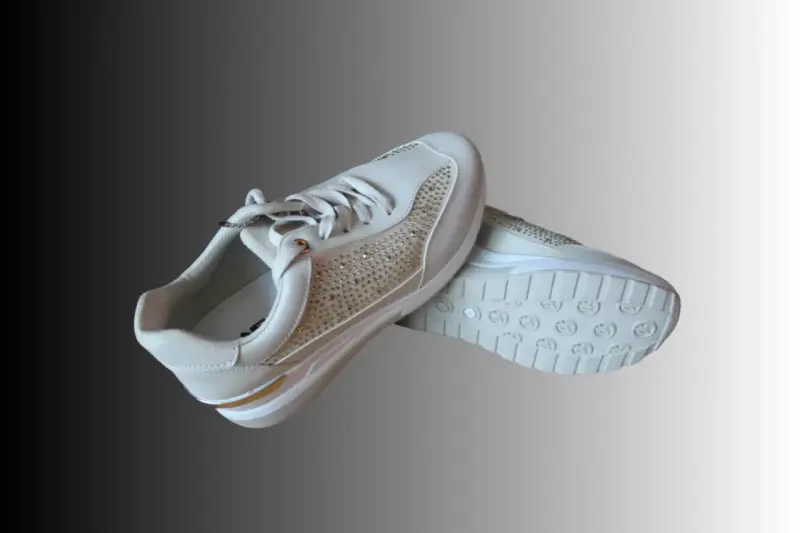 Zapatillas Newwalk Beige con detalles brillantes - 2
