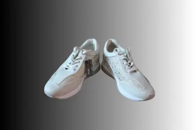Zapatillas Newwalk Beige con detalles brillantes - miniatura 5