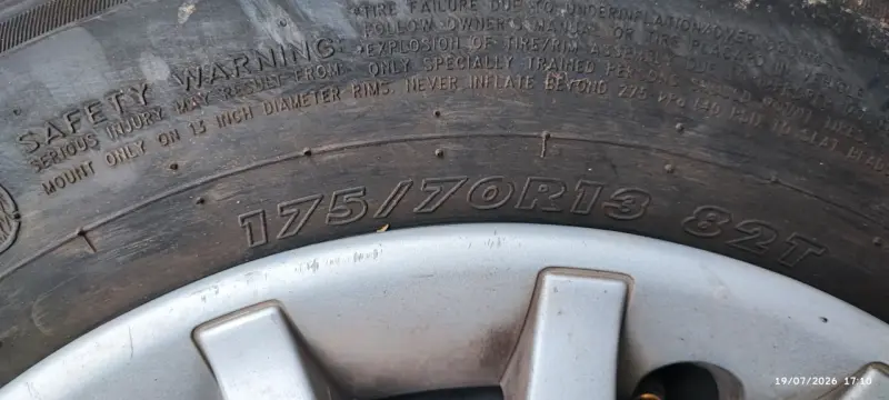 Neumáticos Maximus 175/70R13 usados en buen estado - 1