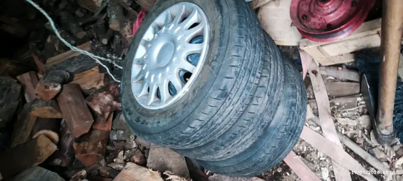 Neumáticos Maximus 175/70R13 usados en buen estado - 5