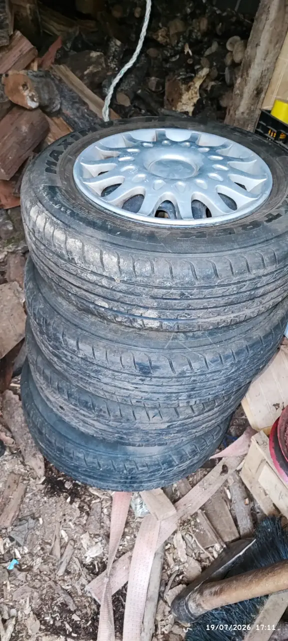 Neumáticos Maximus 175/70R13 usados en buen estado - 6