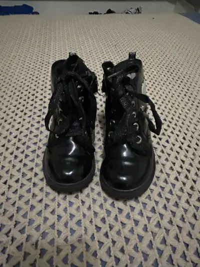 Botines negros para niña talla 25 - miniatura 1