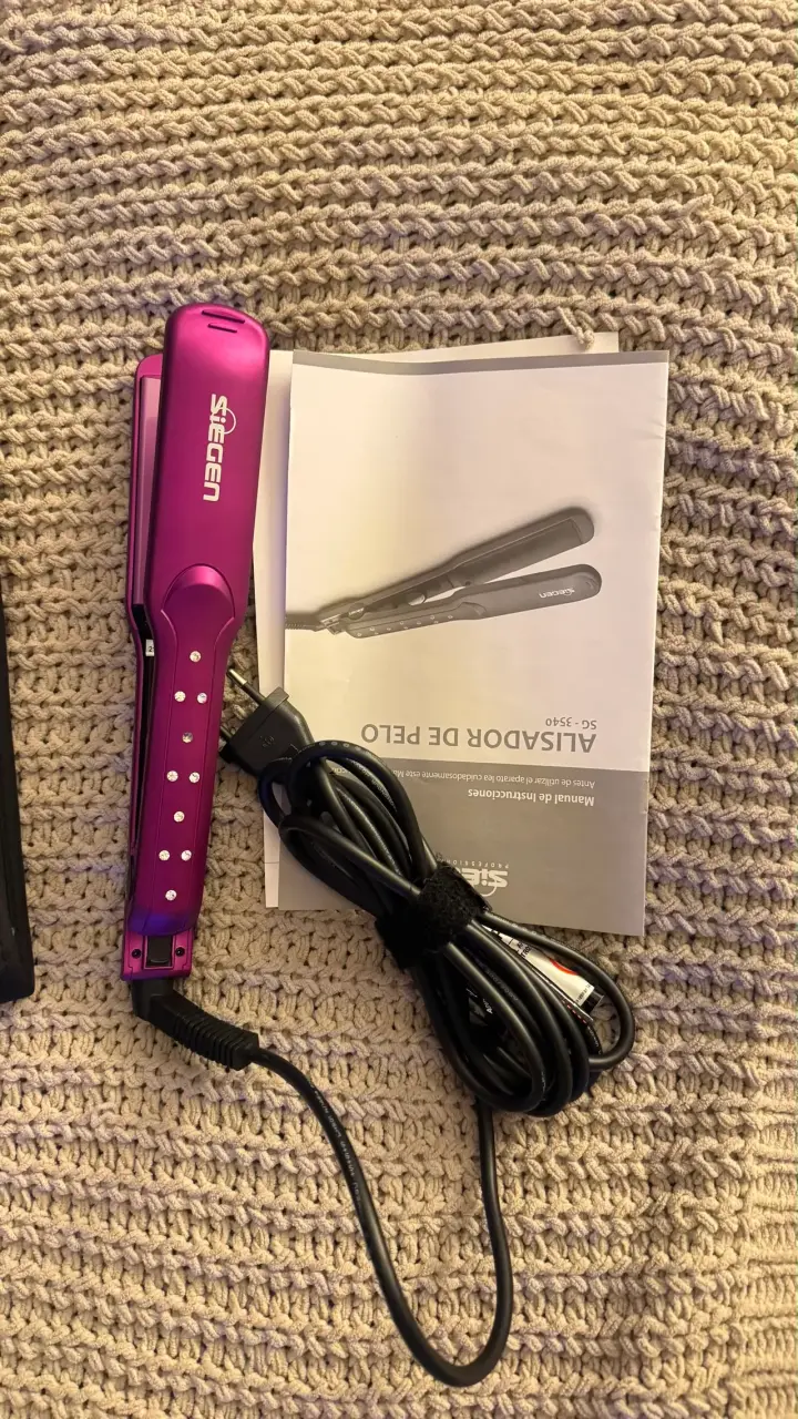 Plancha de Pelo Siegen SG-3540 Morada con Estuche