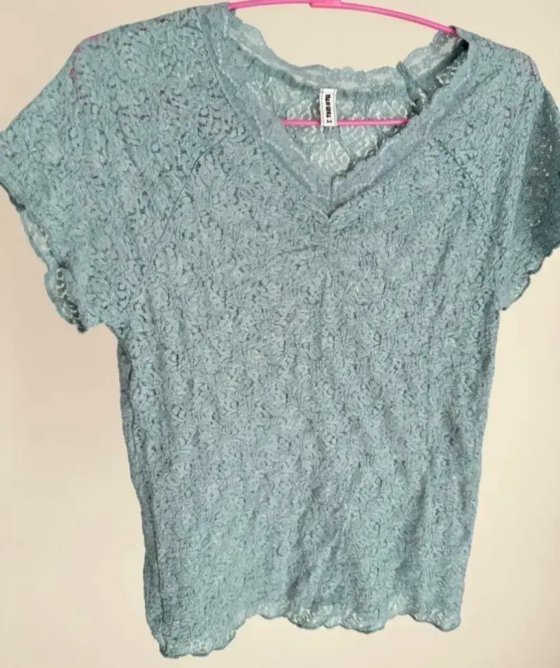 Blusa de encaje azul claro para mujer