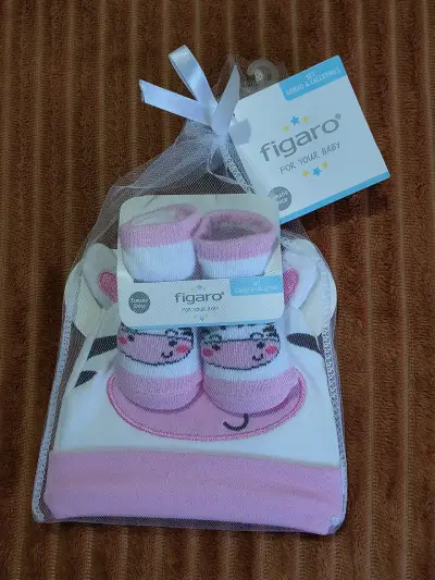 Set de gorro y calcetines para bebé Figaro - miniatura 1