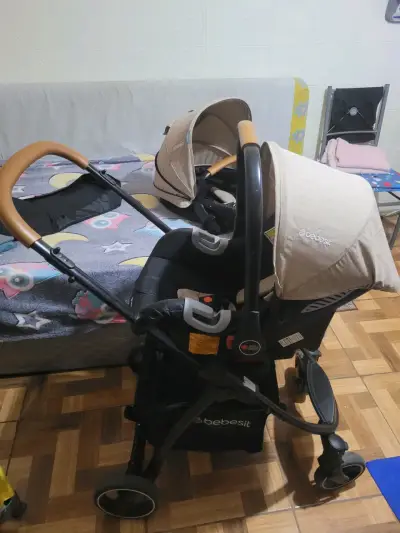 Coche de bebé Bebesit con capota beige - miniatura 2