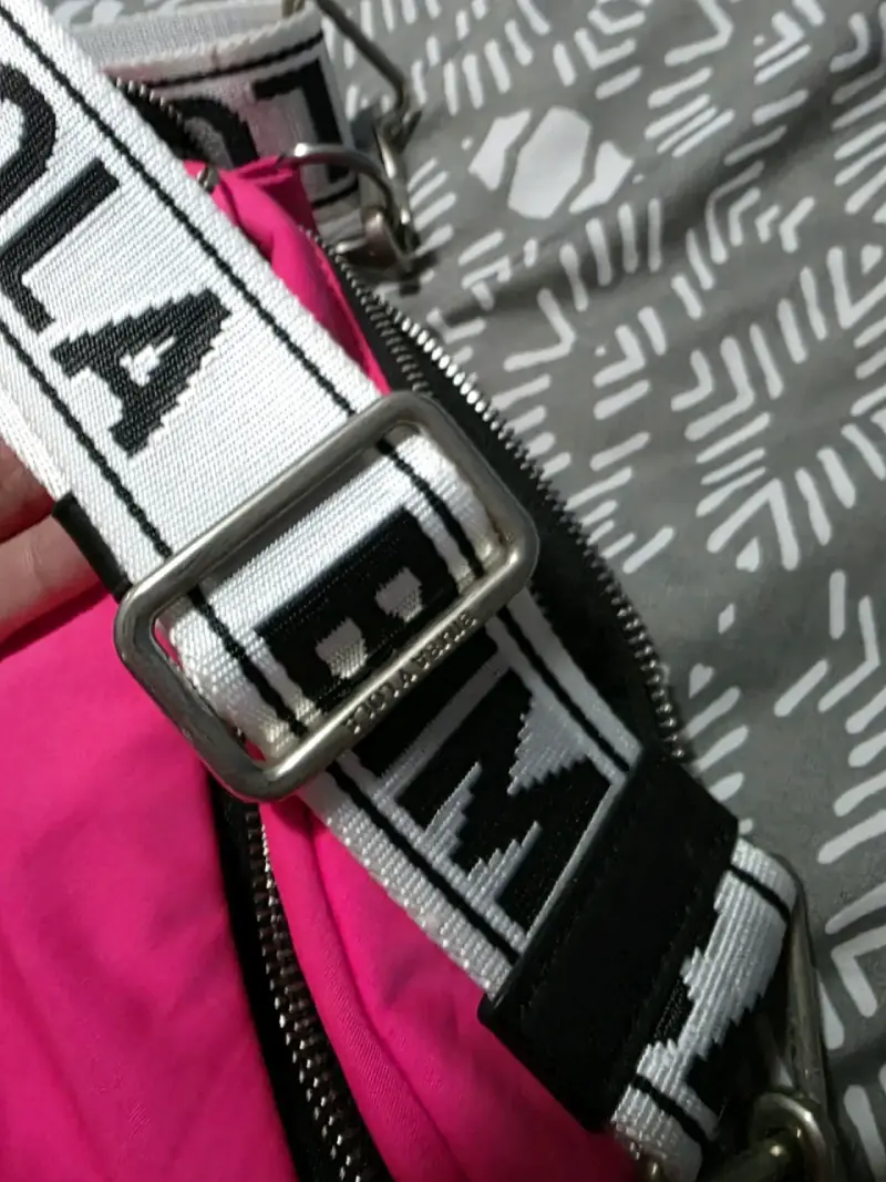 Bolso bandolera fucsia Bimba y Lola 5A - 3