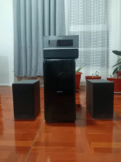 Mini componente antiguo Sony con parlantes Philips - miniatura 1