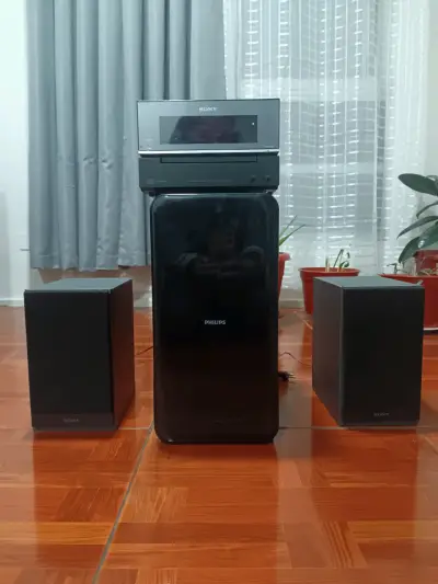 Mini componente antiguo Sony con parlantes Philips - miniatura 2