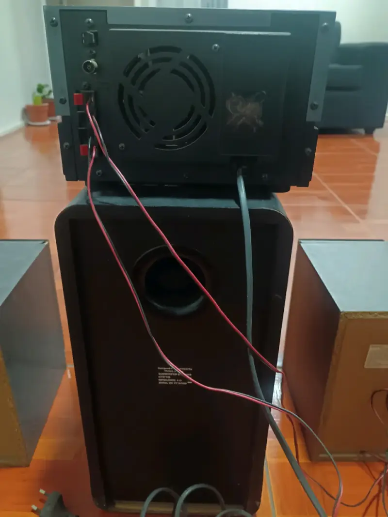 Mini componente antiguo Sony con parlantes Philips - 5