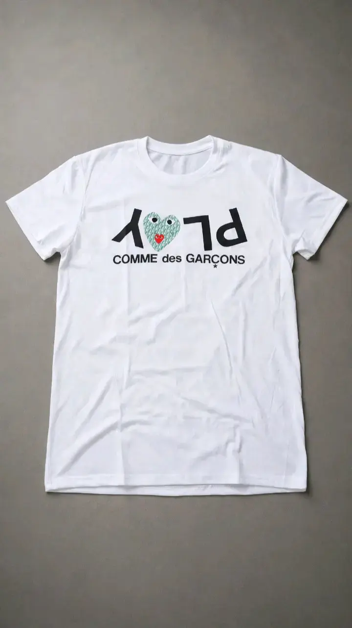 Polera blanca Comme des Garçons Play
