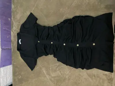 Vestido negro ajustado con botones - miniatura 1