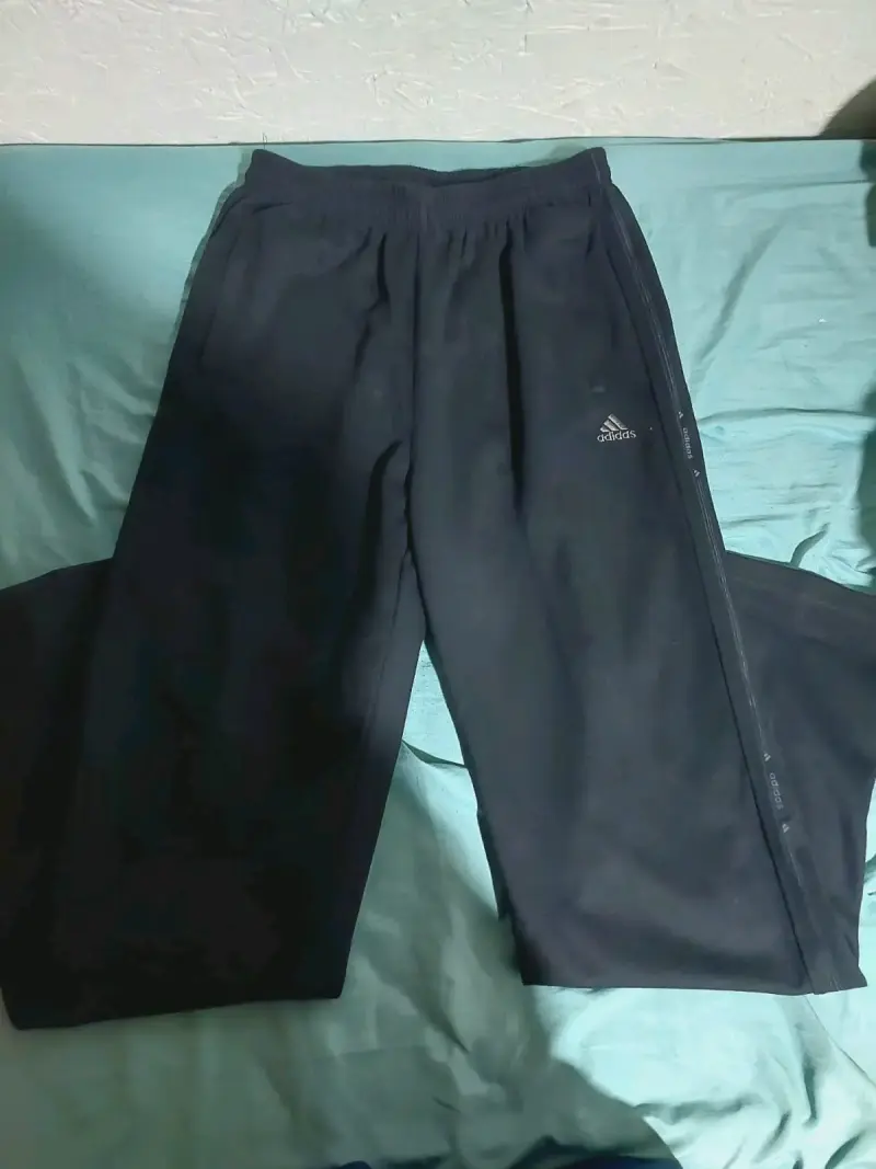 Pantalone deportivo negro Adidas para hombre - 1