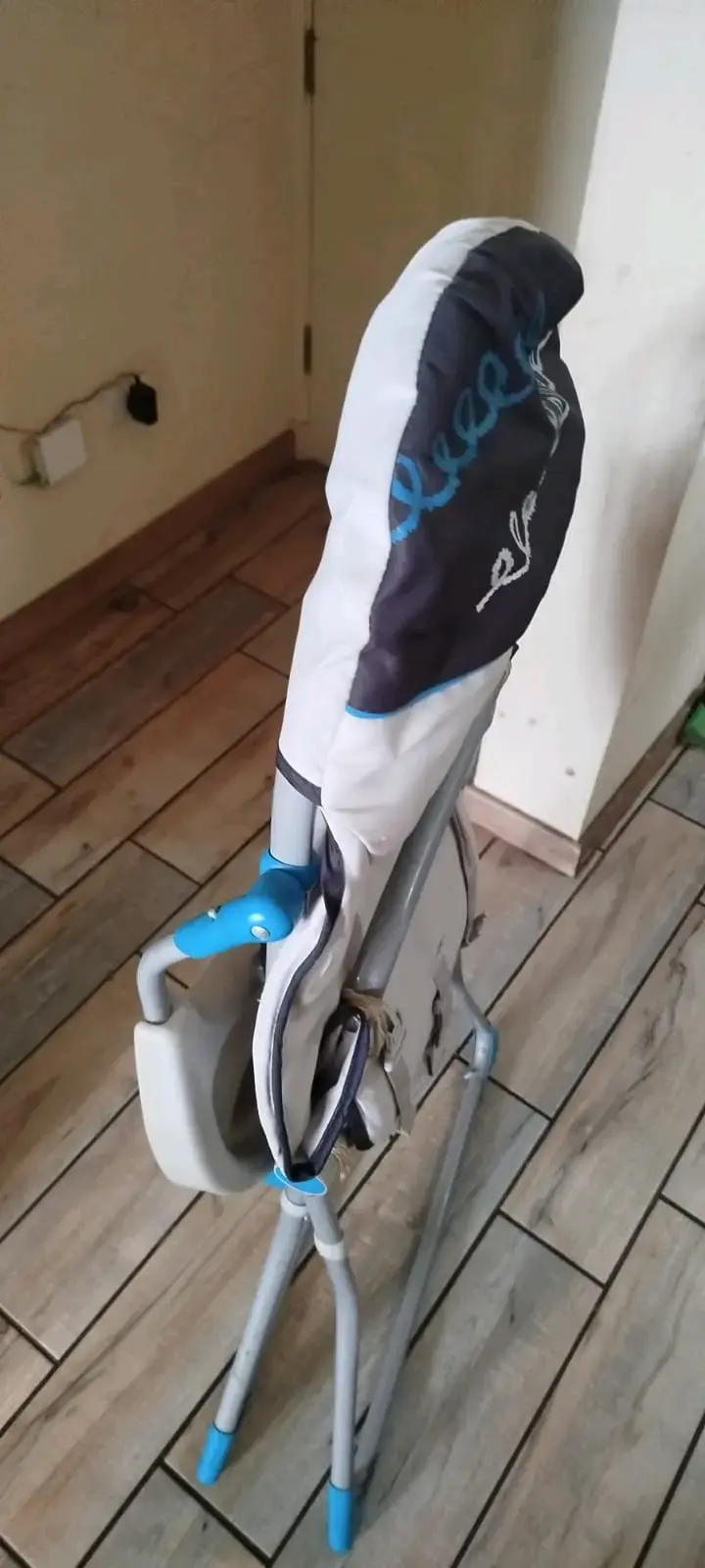 Silla de comer para bebé plegable azul y blanca - 3