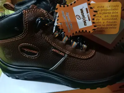 Botas de Seguridad Maxwork Anticlavos Marrón - miniatura 4