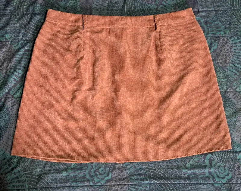 Falda de pana marrón Shein talla 3XL - 2