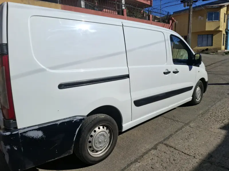 Furgón Peugeot Expert 2014 en buen estado - 6