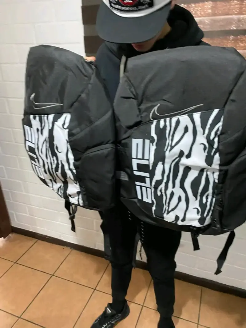 Mochila Nike Elite con diseño de cebra - 1