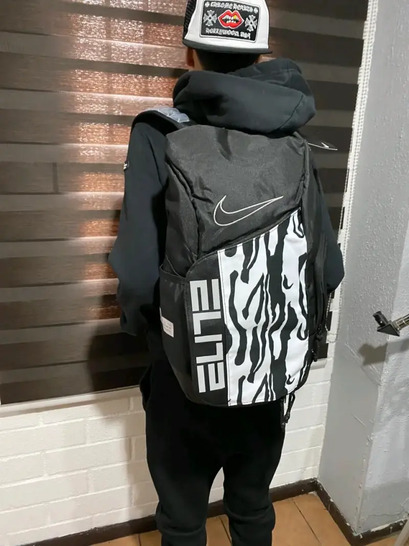 Mochila Nike Elite con diseño de cebra - 5