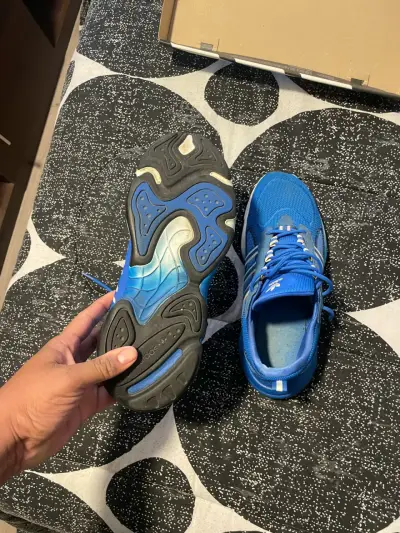 Zapatillas deportivas azules Adidas para hombre - miniatura 3