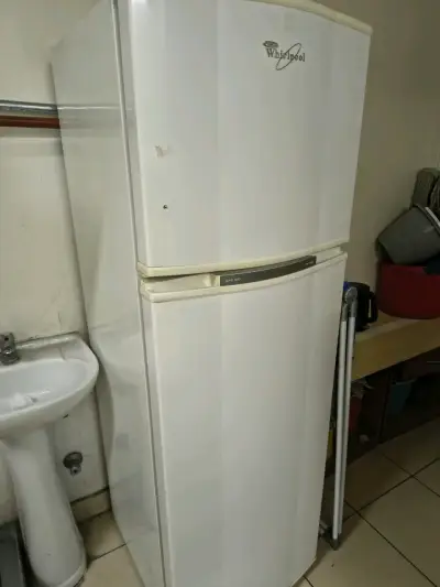 Refrigerador Whirlpool Blanco en Buen Estado - miniatura 1
