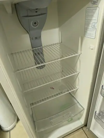 Refrigerador Whirlpool Blanco en Buen Estado - miniatura 5