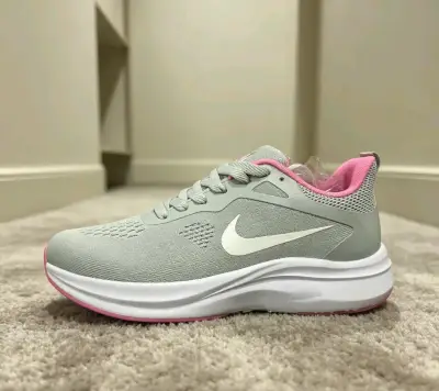 Zapatillas deportivas Nike Air gris y rosa - miniatura 2