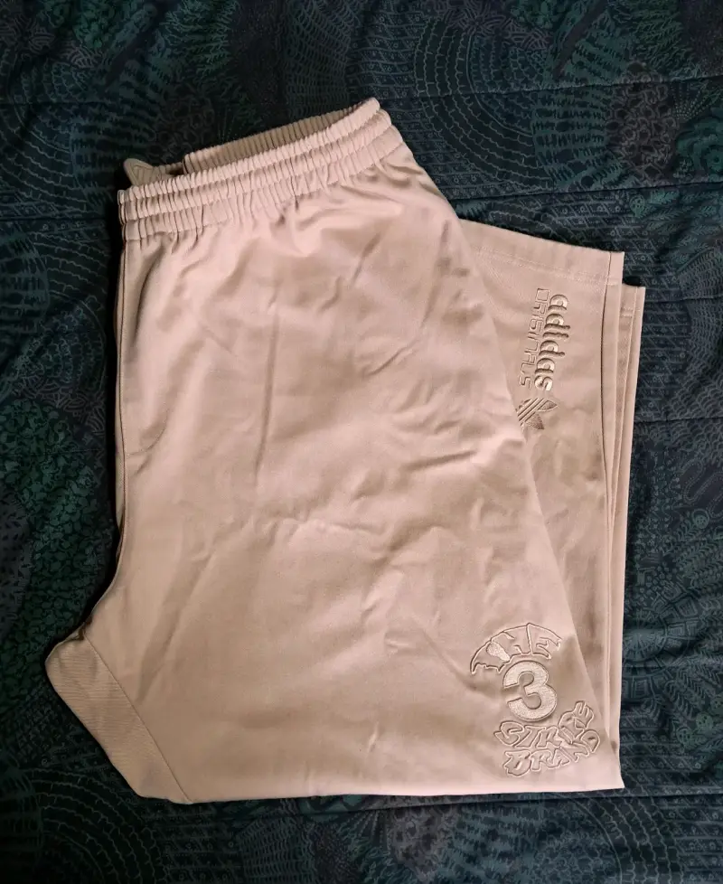 Pantalones beige Adidas Originals - 1