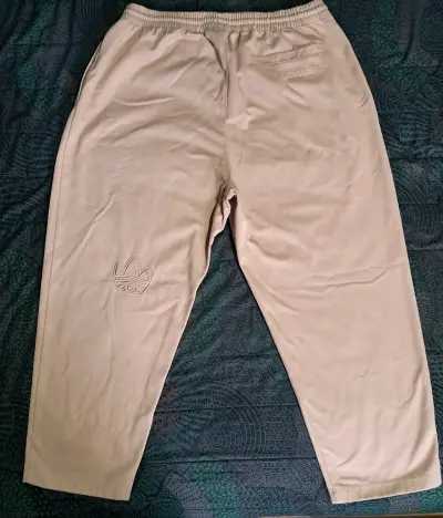 Pantalones beige Adidas Originals - miniatura 3