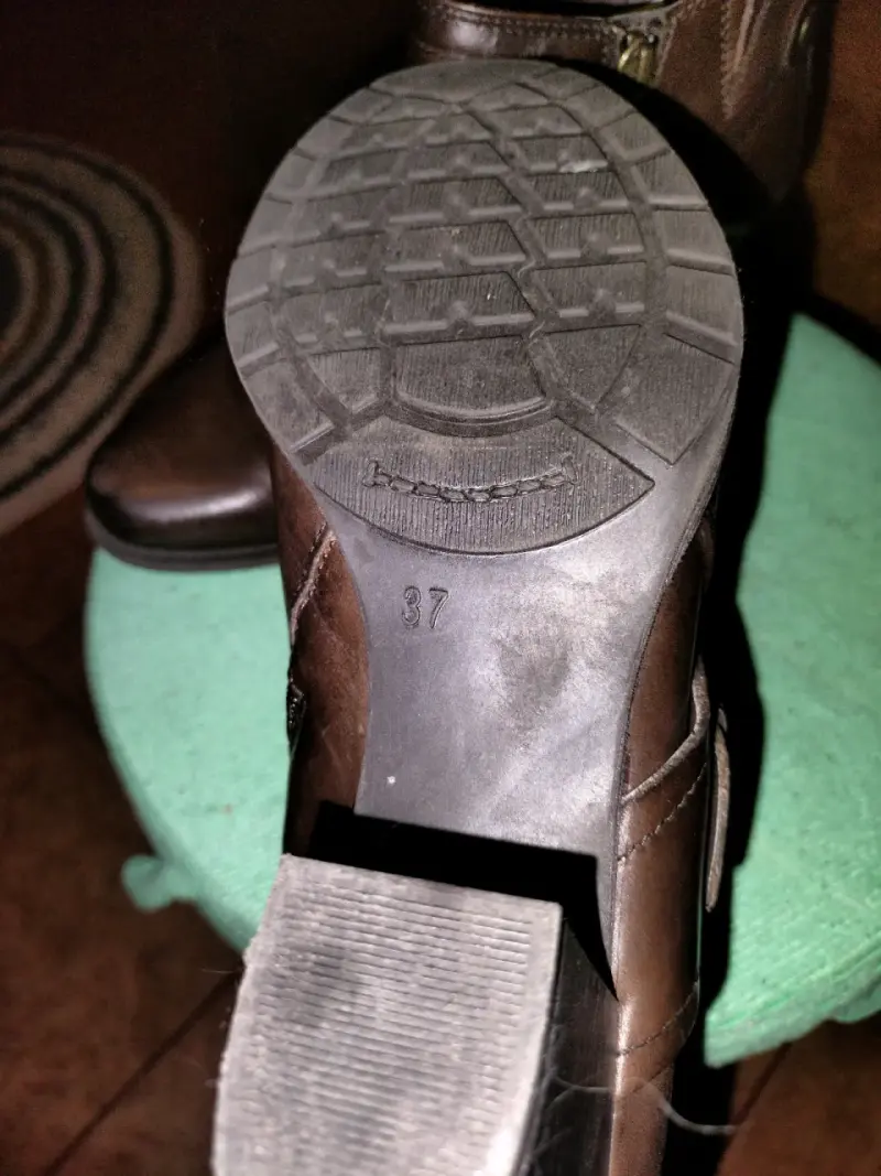 Botines de cuero marrón con hebilla - 2