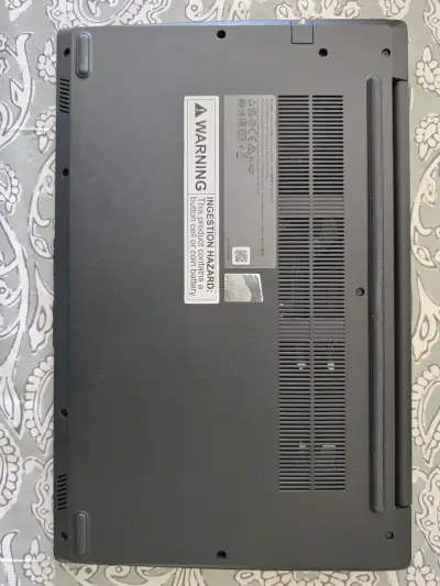 Laptop Lenovo V14 - miniatura 4