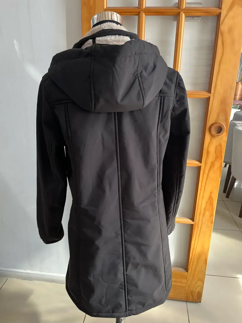 Parka negra con capucha O'Neill para mujer - 2