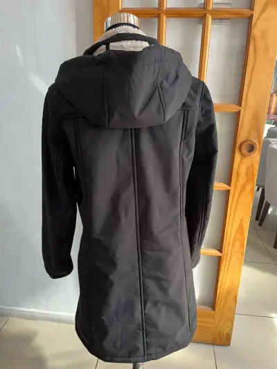 Parka negra con capucha O'Neill para mujer - miniatura 2