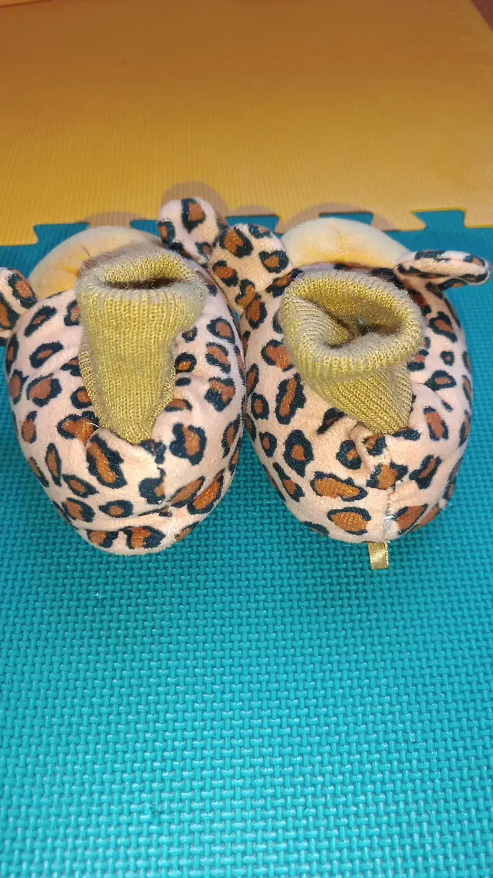 Pantuflas de bebé con diseño de leopardo - 3