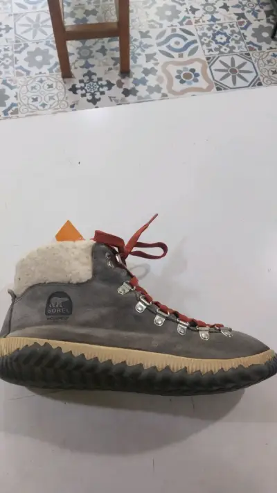 Botas de montaña impermeables Sorel gris - miniatura 1