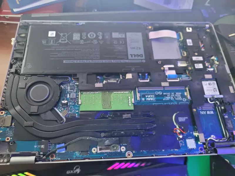 Placa Madre Dell con Procesador Intel i5 10th - 2