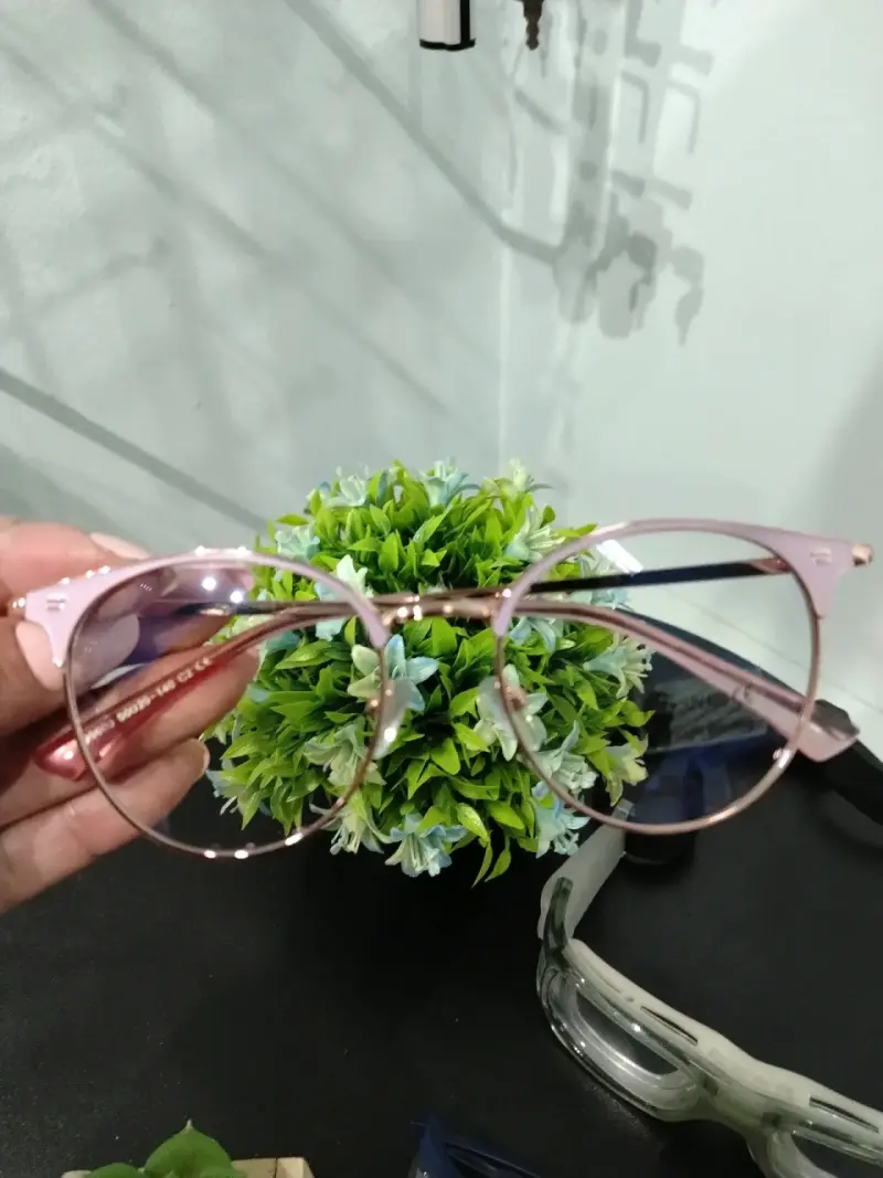 Lentes ópticos - 3