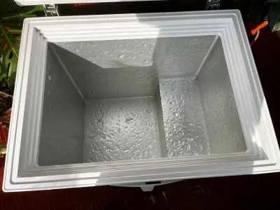 Congelador horizontal blanco en buen estado - miniatura 1