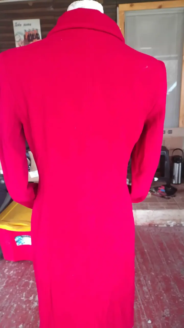 Abrigo rojo mujer Zara elegante - 2
