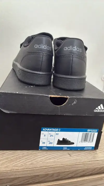 Zapatillas negras Adidas Advantage C con velcro - miniatura 2