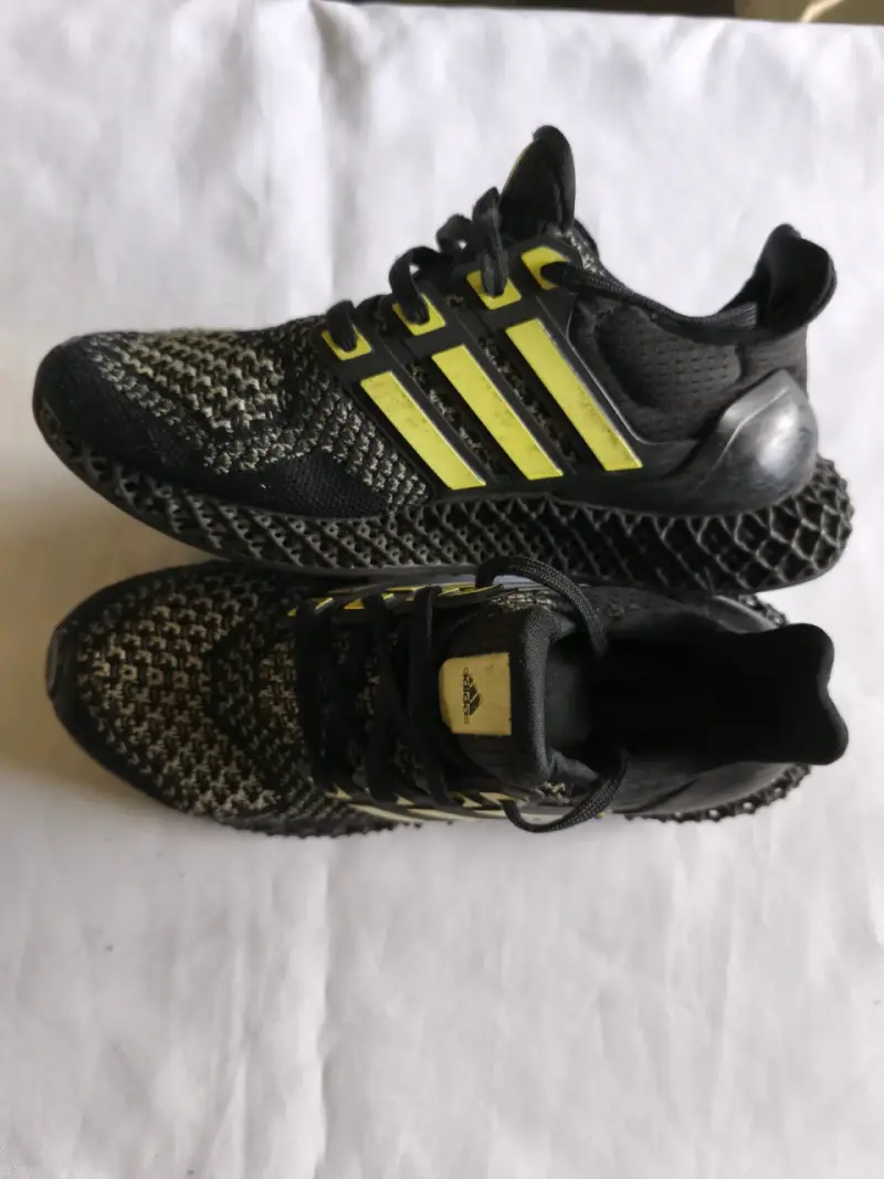 Zapatillas deportivas Adidas Ultra 4D negras y amarillas - 2