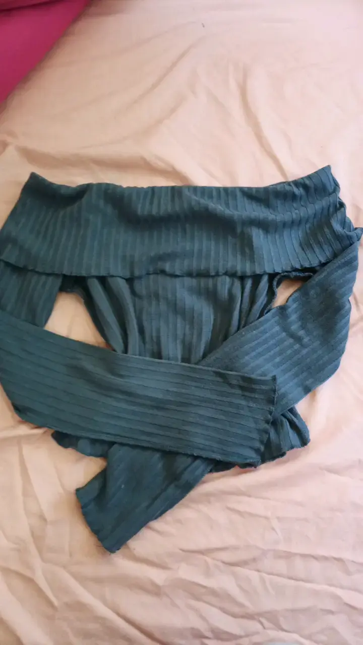 Blusa de mujer off shoulder verde - 1
