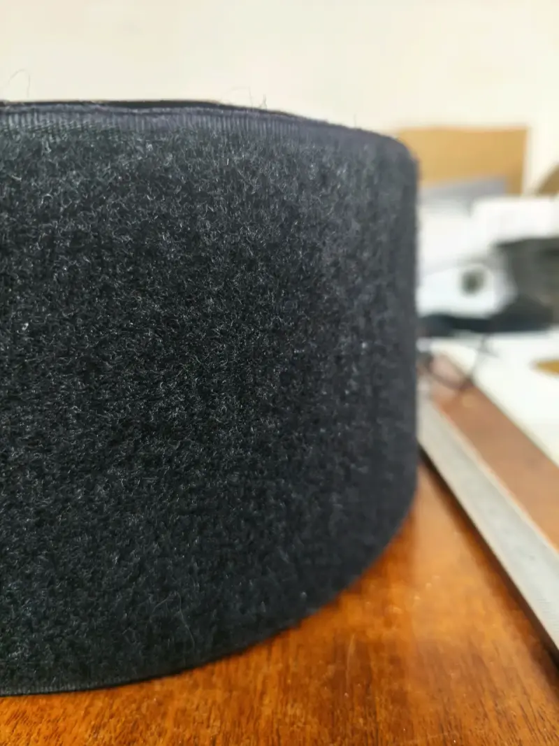 Cinta de Velcro Negra 25 Metros 100mm CARA SUAVE - 2