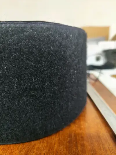 Cinta de Velcro Negra 25 Metros 100mm CARA SUAVE - miniatura 2