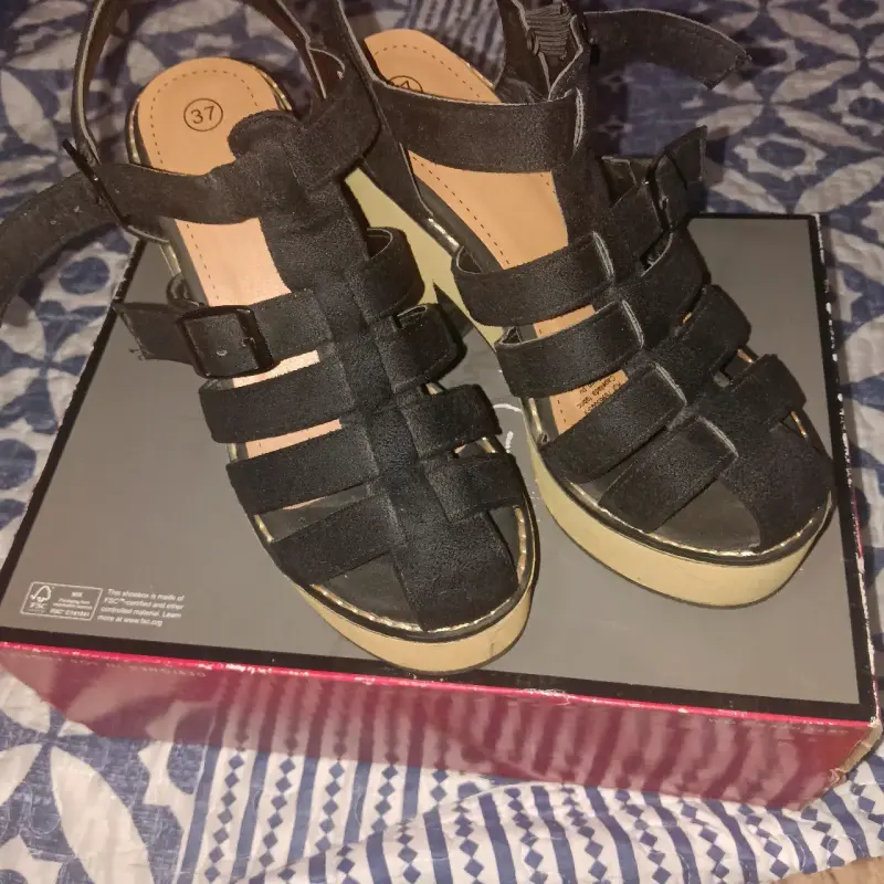 Sandalias de tacón alto negras talla 37 - 2